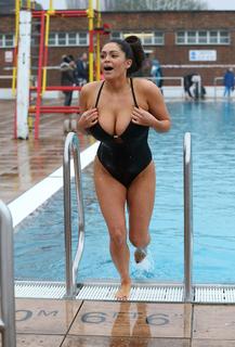 Casey Batchelor feet photo thumbnail