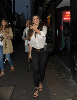 Casey Batchelor feet photo thumbnail