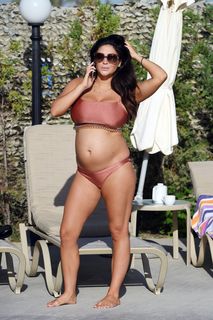 Casey Batchelor feet photo thumbnail