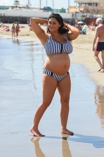 Casey Batchelor feet photo thumbnail