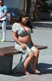 Casey Batchelor feet photo thumbnail