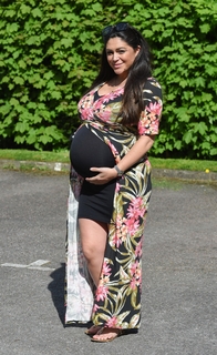 Casey Batchelor feet photo thumbnail