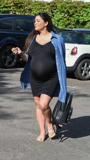 Casey Batchelor feet photo thumbnail