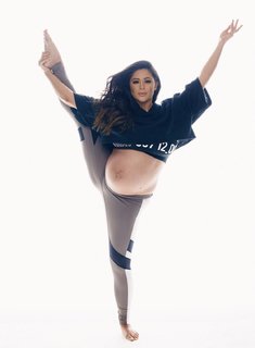 Casey Batchelor feet photo thumbnail