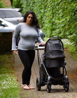 Casey Batchelor feet photo thumbnail