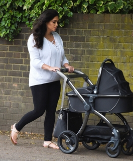 Casey Batchelor feet photo thumbnail