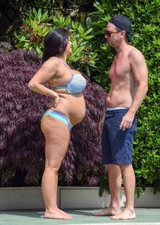 Casey Batchelor feet photo thumbnail