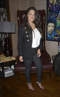 Casey Batchelor feet photo thumbnail