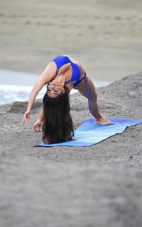 Casey Batchelor feet photo thumbnail