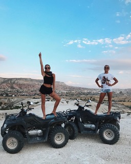 Casey Boonstra feet photo thumbnail