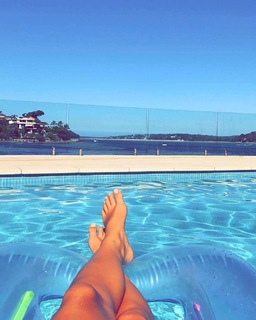 Casey Boonstra feet photo thumbnail