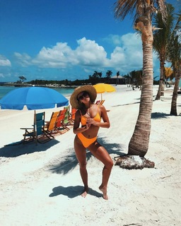 Casey Boonstra feet photo thumbnail