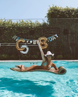 Casey Boonstra feet photo thumbnail