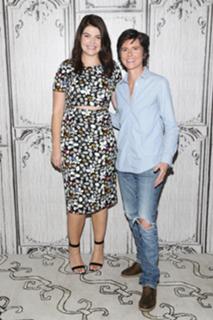 Casey Wilson feet photo 15