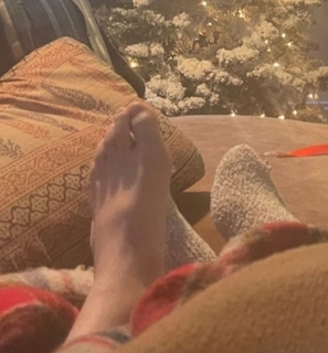 Casey Wilson feet photo 1