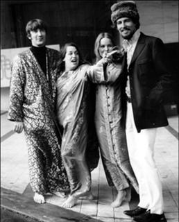 Cass Elliot feet photo 14