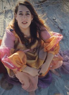 Cass Elliot feet photo 1