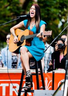 Cassadee Pope feet photo thumbnail