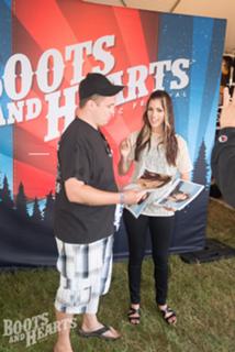 Cassadee Pope feet photo thumbnail