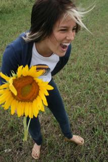 Cassadee Pope feet photo thumbnail