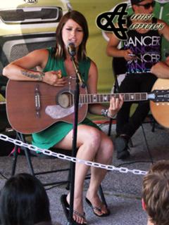 Cassadee Pope feet photo thumbnail