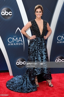 Cassadee Pope feet photo thumbnail