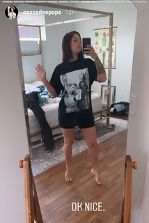 Cassadee Pope feet photo thumbnail