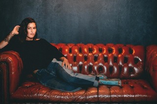 Cassadee Pope feet photo thumbnail