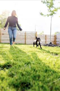 Cassadee Pope feet photo thumbnail