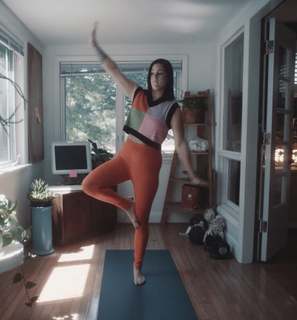 Cassadee Pope feet photo thumbnail