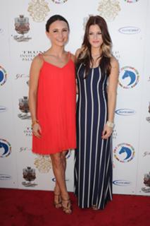 Cassadee Pope feet photo thumbnail