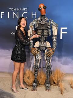 Cassady McClincy Zhang feet photo thumbnail