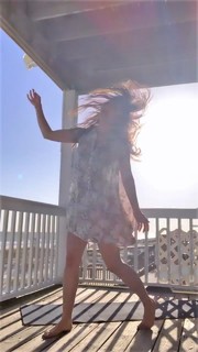 Cassady McClincy Zhang feet photo thumbnail