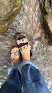 Cassady McClincy Zhang feet photo thumbnail