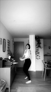 Cassady McClincy Zhang feet photo thumbnail