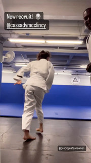 Cassady McClincy Zhang feet photo thumbnail