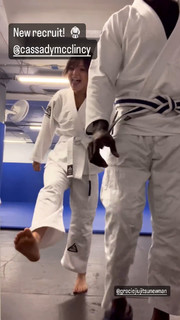 Cassady McClincy Zhang feet photo thumbnail