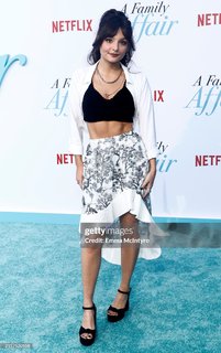 Cassady McClincy Zhang feet photo thumbnail