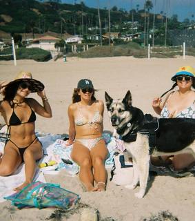 Cassady McClincy Zhang feet photo thumbnail