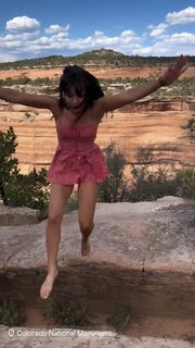 Cassady McClincy Zhang feet photo thumbnail