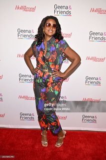 Cassandra Freeman feet photo 11