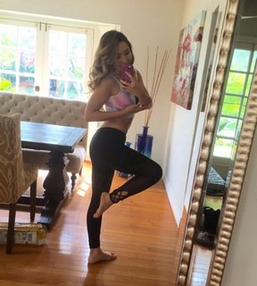 Cassey Ho feet photo 15