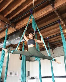 Cassey Ho feet photo 1