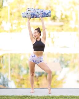 Cassey Ho feet photo 11