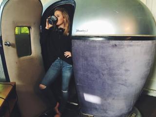 Cassi Thomson feet photo 5