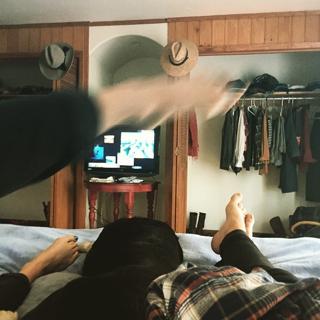 Cassidy Freeman feet photo thumbnail