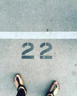 Cassidy Freeman feet photo thumbnail