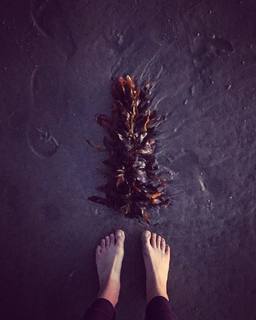 Cassidy Freeman feet photo thumbnail