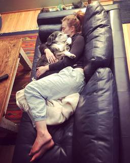 Cassidy Freeman feet photo thumbnail