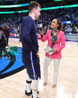 Cassidy Hubbarth feet photo 17
